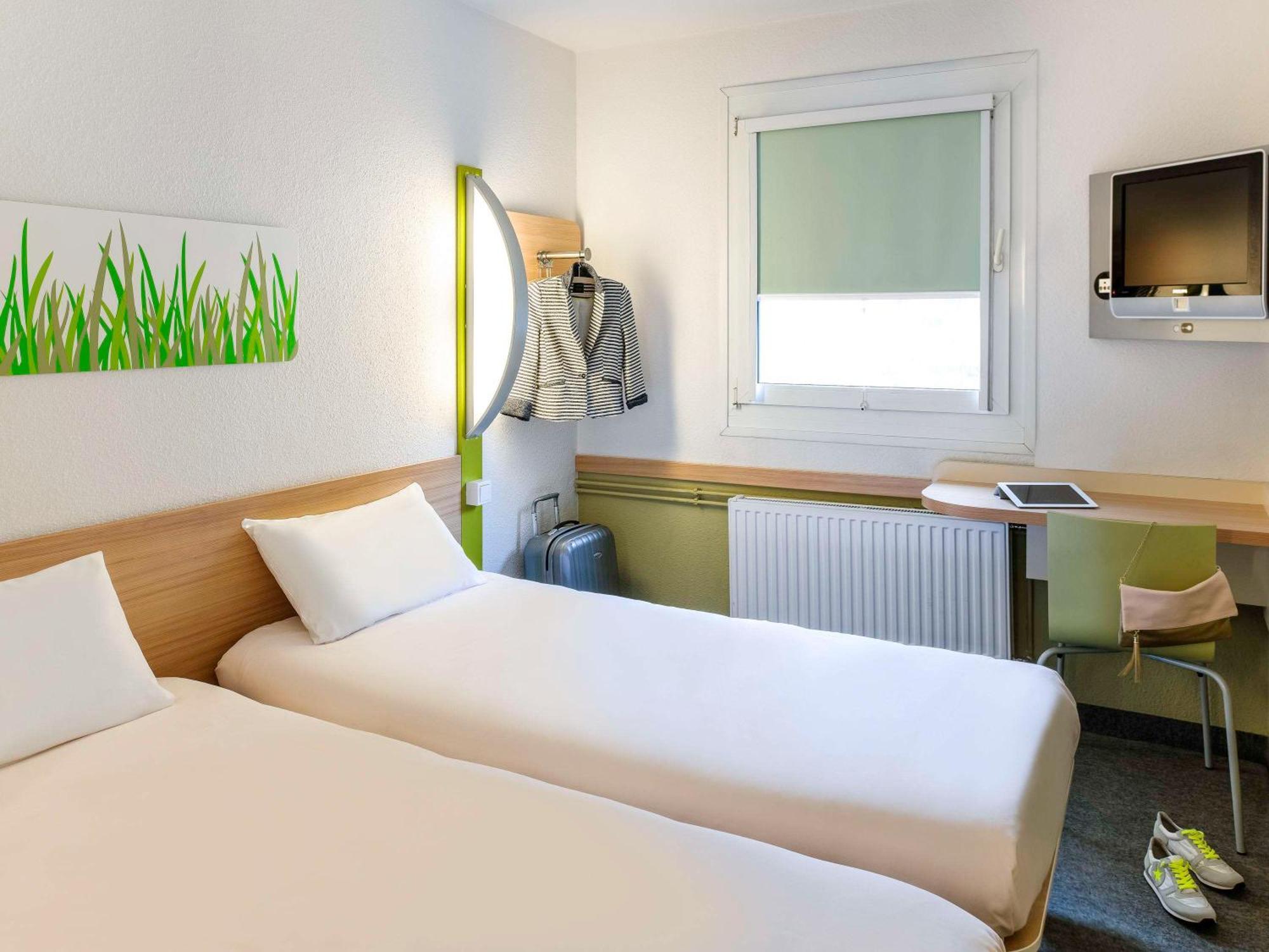 Ibis Budget Aix En Provence Est Le Canet Мерёй Экстерьер фото