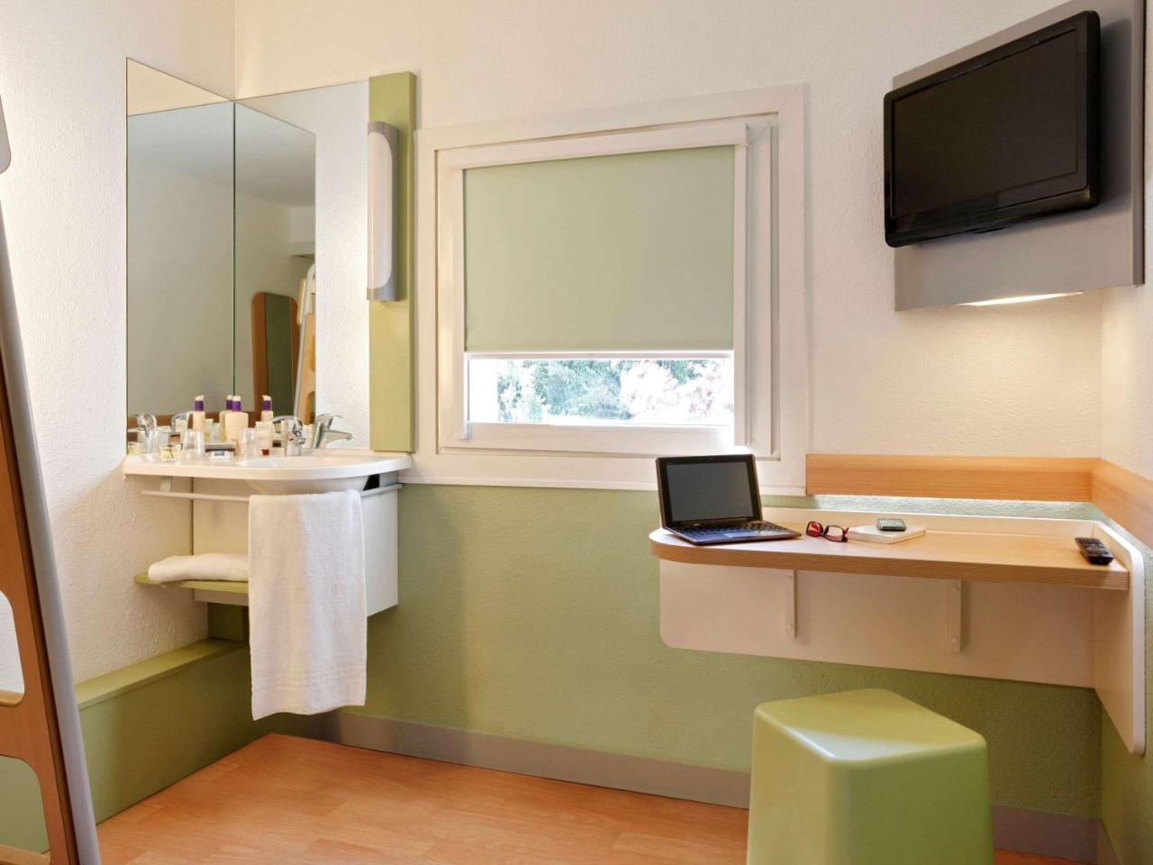 Ibis Budget Aix En Provence Est Le Canet Мерёй Экстерьер фото
